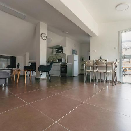 Aristo Machne Yehuda Boutique Apartments エルサレム エクステリア 写真